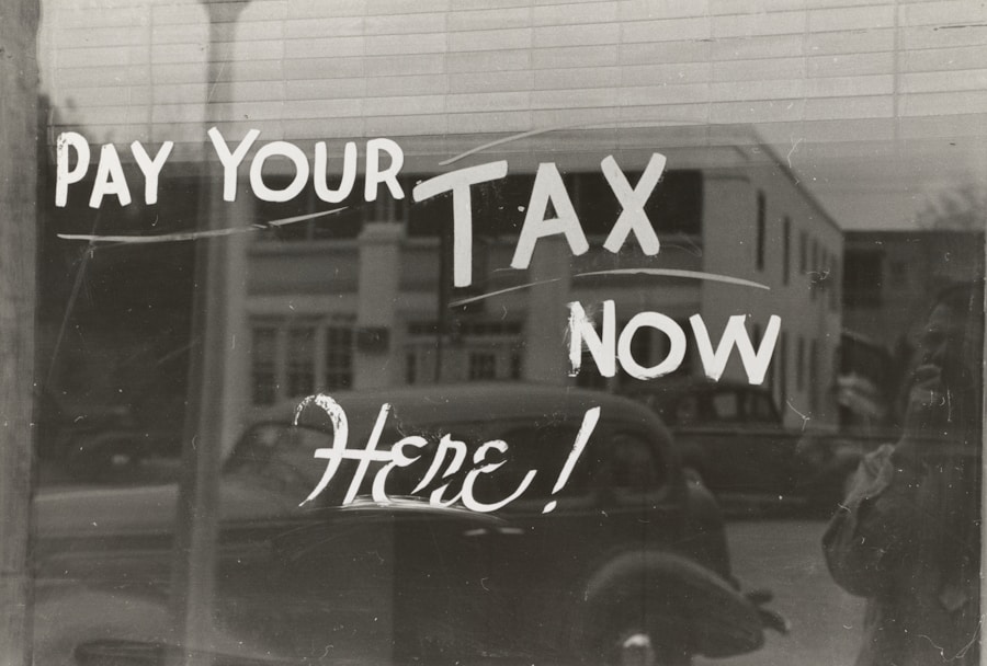 Photo "How to choose the right tax structure for your business"